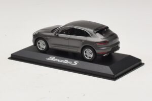 Porsche Macan S Diesel 95B Bronzas Metālisks Minichamps 1:43 WAP0201510E Metāls — attēls 3 no 4