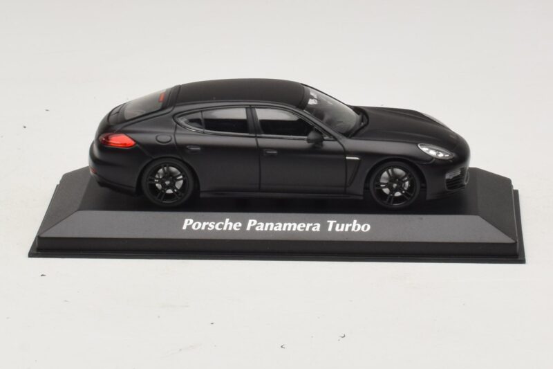 Porsche Panamera 970 Turbo Matēts Melns Maxichamps 1:43 Porsche Panamera 970 Turbo Matēts Melns Maxichamps 1:43 940062370 Metāls
