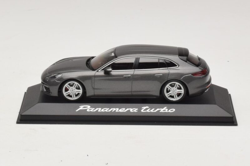 Porsche Panamera 971 Turbo Pelēks Metālisks Minichamps 1:43 Porsche Panamera 971 Turbo Pelēks Metālisks Minichamps 1:43 WAP0207610H Metāls