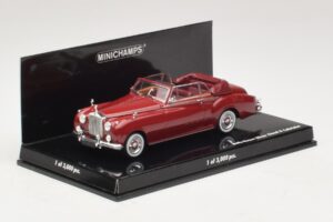 Rolls-Royce Silver Cloud II Kabriolets Sarkans Minichamps 1:43 436134930 Metāls — attēls 2 no 4