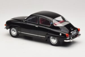 Saab 96 V4 Melns MCG 1:18 MCG18063 Metāls — attēls 5 no 6