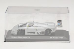 Sauber Mercedes C9 #63 J. Mass / M. Reuter / S. Dickens Winners 24 Hours of Le Mans 1989 Minichamps 1:43 B66041033 Metāls — attēls 4 no 5