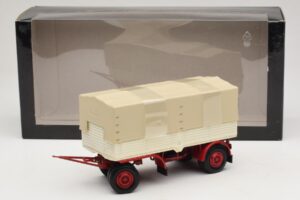 Kravas Automašīnas Piekabe Brezents Balts Sarkans Minichamps 1:43 439159096 Metāls — attēls 6 no 6