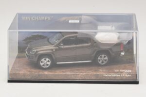 Volkswagen Amarok Brūns Metālisks Minichamps 1:43 436058361 Metāls — attēls 4 no 5
