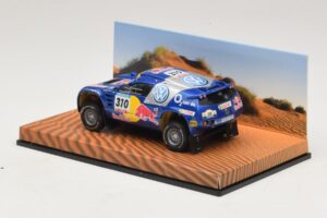 Volkswagen Race Touareg Red Bull #310 Dīlera Izdevums 2005 Minichamps 1:43 7LO099400PD310 Metāls — attēls 3 no 5