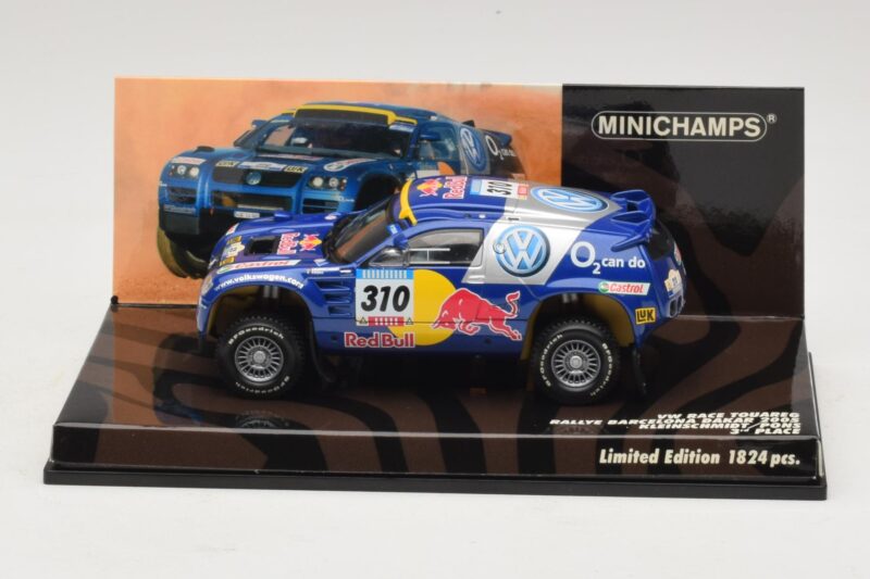 Volkswagen Race Touareg Red Bull #310 J. Kleinschmidt / F. Pons Dakar Rally 2005 Minichamps 1:43 Volkswagen Race Touareg Red Bull #310 J. Kleinschmidt / F. Pons Dakar Rally 2005 Minichamps 1:43 436055310 Metāls