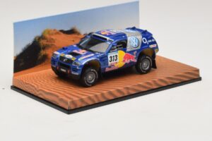 Volkswagen Race Touareg Red Bull #313 Dīlera Izdevums 2005 Minichamps 1:43 7LO099400PD313 Metāls — attēls 2 no 5