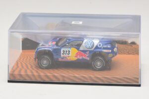 Volkswagen Race Touareg Red Bull #313 Dīlera Izdevums 2005 Minichamps 1:43 7LO099400PD313 Metāls — attēls 5 no 5