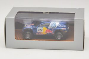 Volkswagen Race Touareg Red Bull #317 Dīlera Izdevums 2005 Minichamps 1:43 7LO099400PD317 Metāls — attēls 5 no 5