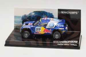 Volkswagen Race Touareg Red Bull #317 Gordon / von Zitzewitz Dakar Rally 2005 Minichamps 1:43 436055317 Metāls