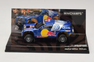 Volkswagen Race Touareg Red Bull Presentation Essen Motor Show 2004 Minichamps 1:43 436045300 Metāls