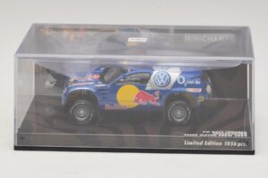 Volkswagen Race Touareg Red Bull Presentation Essen Motor Show 2004 Minichamps 1:43 436045300 Metāls — attēls 4 no 5