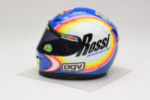 Ķivere AGV V. Rossi MotoGP Sepang 2005 Minichamps 1:2 327050066 Metāls — attēls 2 no 8