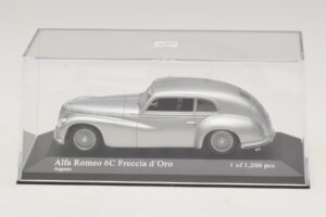 Alfa Romeo 6C 2500 Freccia d'Oro Sudrabs Minichamps 1:43 400120480 Metāls — attēls 4 no 5