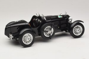 Alfa Romeo 8C Monza Melns Bburago 1:18 3014-P1 Metāls — attēls 2 no 6