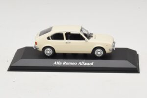 Alfa Romeo Alfasud Balts Maxichamps 1:43 940120101 Metāls