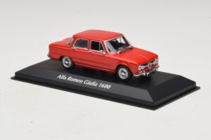 Alfa Romeo Giulia 1600 Sarkans Maxichamps 1:43 940120901 Metāls — attēls 3 no 5