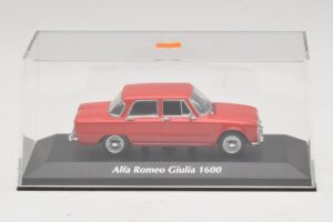 Alfa Romeo Giulia 1600 Sarkans Maxichamps 1:43 940120901 Metāls — attēls 4 no 5