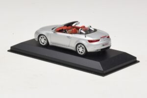 Alfa Romeo Giulia Spider Sudrabs Minichamps 1:43 400120731 Metāls — attēls 3 no 5