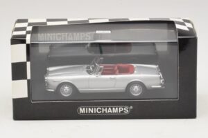 Alfa Romeo Spider 916 3.2 V6 24V Sudrabs Minichamps 1:43 400120330 Metāls — attēls 4 no 5