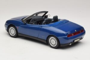 Alfa Romeo Spider 916 Zils Maisto 1:18 31831 Metāls — attēls 7 no 8