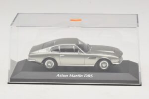 Aston Martin DBS Sudraba Maxichamps 1:43 940137600 Metāls — attēls 4 no 5