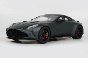 Aston Martin Vantage S Satin Xenon Grey GT Spirit 1:18 GT1017 Sveķi — attēls 2 no 2