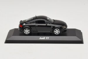 Audi TT 8N Melns Maxichamps 1:43 940017221 Metāls