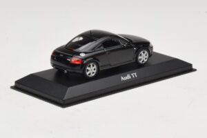 Audi TT 8N Melns Maxichamps 1:43 940017221 Metāls — attēls 2 no 5