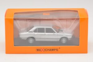 BMW 520 E12 Sudrabs Maxichamps 1:43 940023000 Metāls — attēls 5 no 5