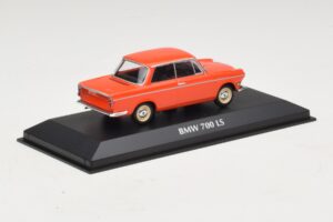 BMW 700 LS Sarkans Maxichamps 1:43 940023701 Metāls — attēls 2 no 5