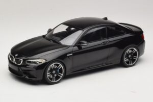 BMW M2 F87 Melns Metālisks Minichamps 1:18 BMW M2 F87 Melns Metālisks Minichamps 1:18 155026100 Metāls