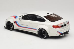 BMW M4 F82 Liberty Walk Aizvietotāja Kaste GT Spirit 1:18 GT067-R1 Sveķi — attēls 5 no 6