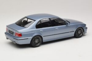 BMW M5 E39 Silverstone Blue Metallic KK-Scale 1:18 KKDC181622 Metāls — attēls 2 no 6