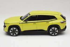 BMW XM G09 Dzeltens Minichamps 1:18 110023302 Metāls — attēls 4 no 8