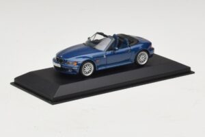 BMW Z3 E36/7 1.8 M Package Zils Aizstājējkaste Minichamps 1:43 80429411714-R1 Metāls — attēls 2 no 5