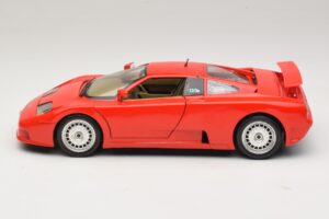 Bugatti EB110 Sarkans Bburago 1:18 3055-P1 Metāls — attēls 4 no 8