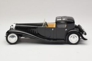 Bugatti Royale Melns Solido 1:18 8001 Metāls — attēls 3 no 6