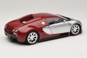 Bugatti Veyron Centenaire Edition Chrome Red Minichamps 1:18 100110851 Metāls — attēls 3 no 8