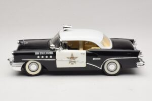 Buick Century Sun State Patrol Mira 1:18 6118 Metāls — attēls 4 no 8