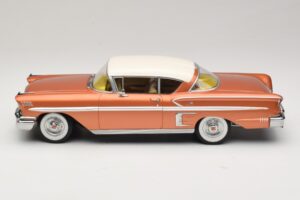 Chevrolet Bel Air Impala Coupe Vara & Krēmkrāsa KK-Scale 1:18 KKDC181591 Metāls — attēls 3 no 6