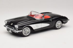 Chevrolet Corvette C1 Tuxedo Black AUTOart 1:18 71142 Metāls