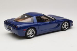 Chevrolet Corvette C5 Commemorative Edition Zils AUTOart 1:18 71157 Metāls — attēls 4 no 9