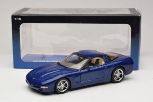 Chevrolet Corvette C5 Commemorative Edition Zils AUTOart 1:18 71157 Metāls — attēls 9 no 9