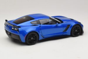 Chevrolet Corvette C7 Z06 Laguna Blue Tintcoat AUTOart 1:18 71265 Kompozīts — attēls 3 no 8