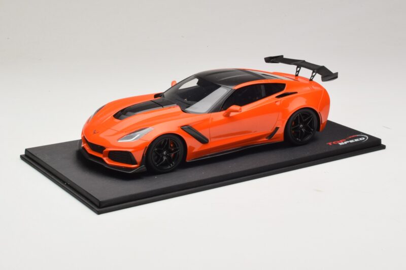 Chevrolet Corvette C7 ZR-1 High Voltage Tint TopSpeed 1:18 TS0147 Sveķi
