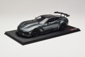 Chevrolet Corvette C7 ZR-1 Shadow Grey Metallic TopSpeed 1:18 Chevrolet Corvette C7 ZR-1 Shadow Grey Metallic TopSpeed 1:18 TS0148 Sveķi