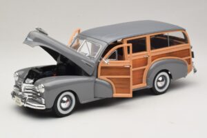 Chevrolet Fleetmaster Woody Pelēks Maisto 1:18 31854 Metāls — attēls 2 no 8
