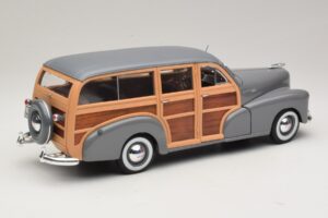 Chevrolet Fleetmaster Woody Pelēks Maisto 1:18 31854 Metāls — attēls 3 no 8