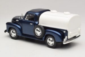 Chevrolet Pickup Zils Mira 1:18 6270 Metāls — attēls 7 no 8